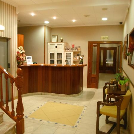 Hotel Clemente Barbastro Kültér fotó