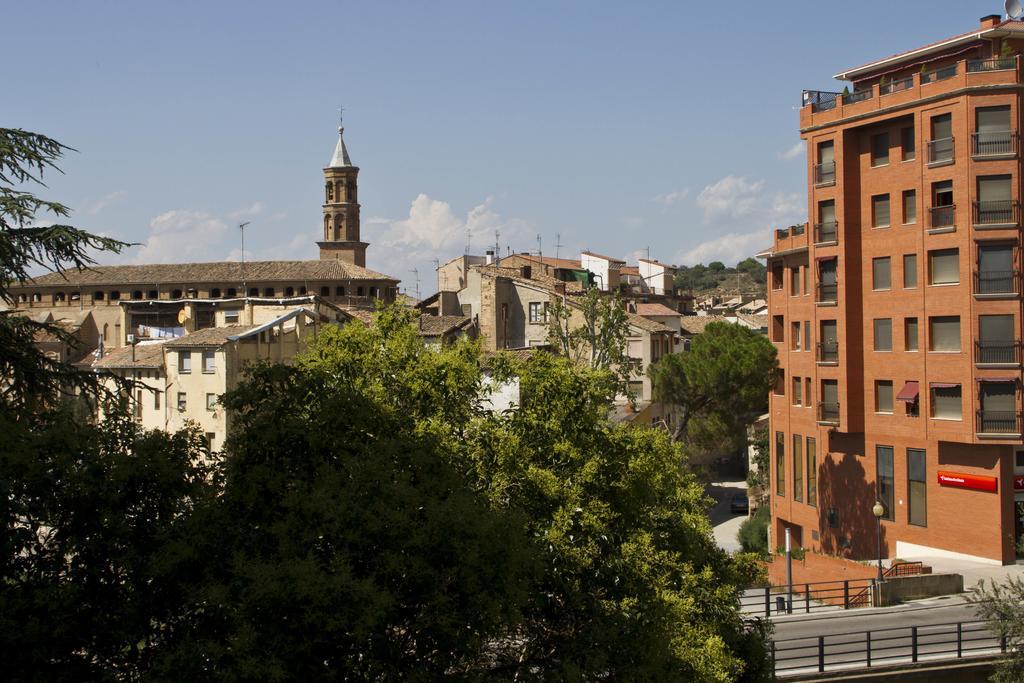 Hotel Clemente Barbastro Kültér fotó